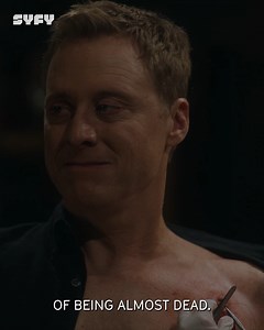 Nothing brings friends together like covering up a murder 👬 But watching Resident Alien together is a close second. Grab a friend and catch up on the newest episode on Peacock! | SYFY