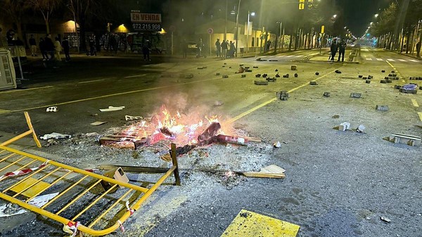 El imán de Salt desahuciado pide el fin de los altercados: 'Estamos en un terreno de entendimiento'