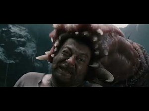 King Kong (2005) - Surviving a Pit Full of Giant Bugs - Giant Bugs Attack - (Part1)