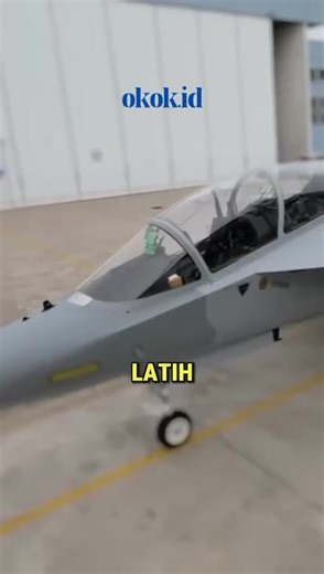 Indonesia teken Letter of Intent di Singapore Airshow 2026. Pilihannya jatuh ke Leonardo M-346F jet latih tempur, dua mesin, lincah, kokpit full digital, dan bisa dipakai buat latihan sampai misi ringan. #m346 #singaporeairshow #leonardo #military #okokid