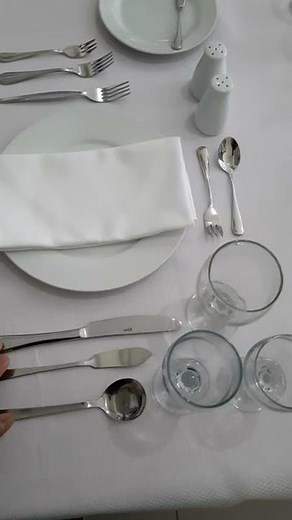 American Table Setup