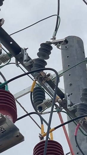 7.1K views · 97 reactions | #Lineman #powerline #electrical #electric | Electrical Lineman | Facebook