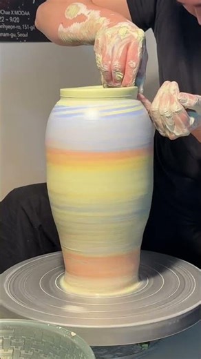 Making a MOONJAR on the pottery wheel 달항아리 @YALCERAMIC #ceramics #pottery #ceramicsart #clay