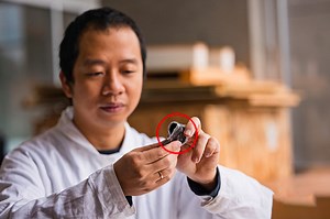 Scientists Develop Flexible Battery That Can be Stretched and Even Washed