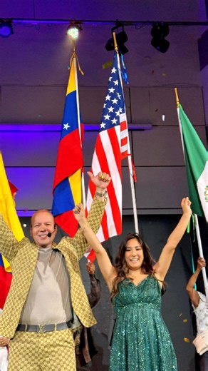 GO LIFE ® Perú 🇵🇪 on Instagram: "¡REVIVE CON NOSOTROS LA MAGIA DE LA CONVENCIÓN #LEGADO! 🤩🔥🎥 Vivimos un día lleno de inspiración, aprendizaje y una energía que marcó un antes y un después. 💥🩵 A nuestros líderes top internacionales @paolo._.lopez 🇲🇽💎💎 y @juanvargasoficialbo 🇧🇴💎, a la presencia invaluable de nuestro CEO y Presidente Raúl Escamilla @raulescamillatrejo , y a nuestra Country Manager Gianella Abigail @gianellaaylas , gracias por su liderazgo y dirección. ❤️‍🔥 Y a cada a