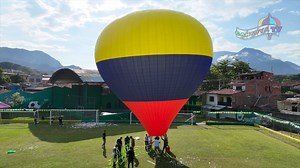 La Pintada Antioquia Destellos de Colores, Brilho, Icaro Truff 18 mts. Bandera 39 mts. x 50 mts. | Cantoya TV