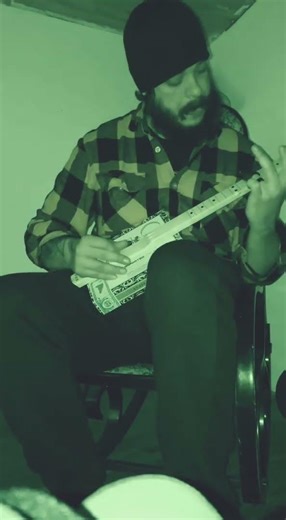 Cigar Box Slide #guitar