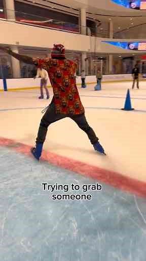 Easy Ways Beginners Stop on Ice Skating Tips for Smooth & Safe Stops!