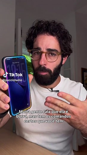 Comenta se você quer uma parte 2 com comandos escondidos que quase ninguém usa no iPhone. Muita gente fala que a Siri é ruim… mas a verdade é que quase ninguém usa os comandos certos. A Siri consegue fazer muito mais coisas do que abrir aplicativo ou perguntar o clima. Se você souber os comandos certos, ela vira um atalho poderoso para o iPhone. Aqui estão alguns dos comandos mais úteis que você pode usar no dia a dia. 📍 Encontrar onde você estacionou Se você esqueceu onde deixou o carro, é só