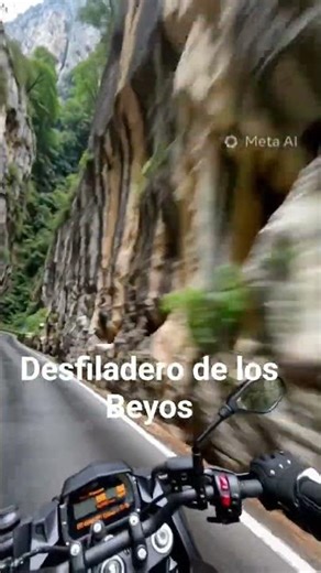 12KM SIN CIELO | El cañón que te encierra en moto