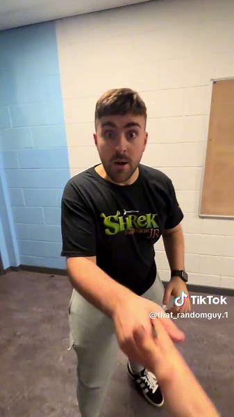 Meet the Shrek Musical Cast: A Fun Character Experience