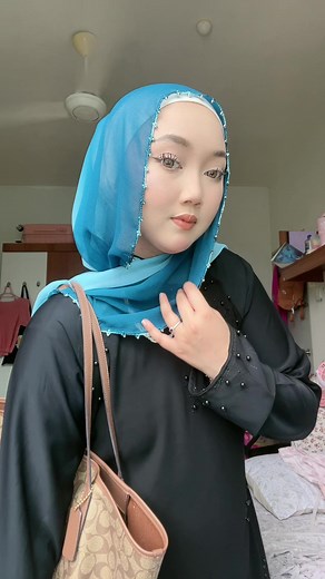 Stylish Beaded Shawl Try-on Session