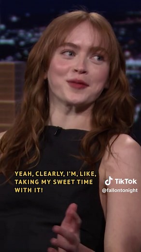 Sadie Sink's Funny Reaction to Stranger Things Scene