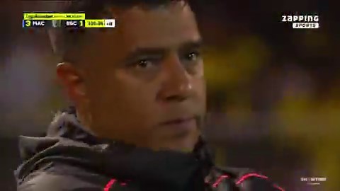 Jajaja no puede ser el gol que le hicieron a Barcelona de Ecuador. Son horribles. 🇪🇨