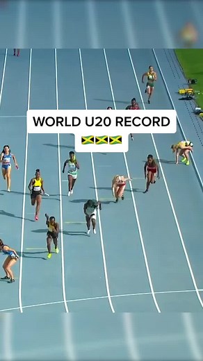 42.94 for the 4x100m relay. The fastest juniors in history 🔥 #fyp #track #foryoupage #foryou #jamaica