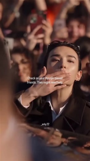 Cheer Up Your Hyunjin Biased Friends