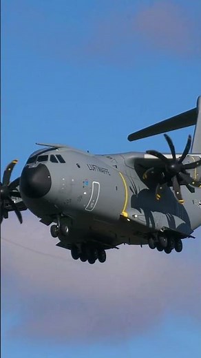 A400M’s Counter Rotating Propellers (DBE Tech!) #a400m #airbus #aviation
