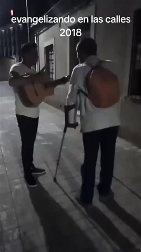 evangelizando en las calles con mi hermano Salvi sce unos años 2018