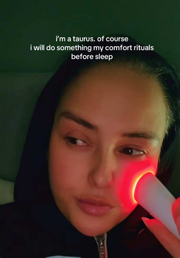 i’m just a taurus girl. I take my skincare seriously. #skincare #redlighttherapy #bluelighttherapy #tiktokshopcreatorpicks #tiktokshopholidayhaul @reVive Light Therapy