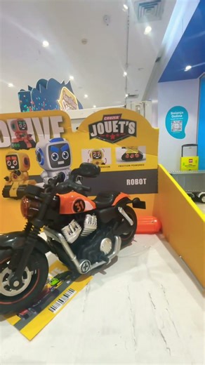 Harleydavidson motor!!! Reallyy awesomeee #harleydavidson #toys #motorcycle