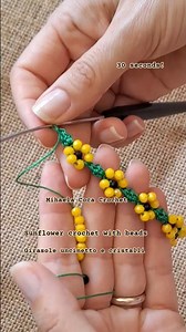 Fiorellino Uncinetto e Cristalli in 30 s.🌼 Flowers Crochet and beads bracelet 🌼 Trend Crochet 2026