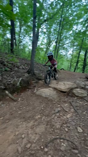 184K views · 34K reactions | Just out shredding  4 year old @izabelarose19 making light work of the rocks and roots  | Pinkbike | Facebook