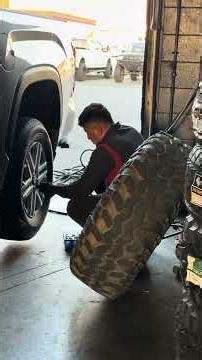 Le buscamos dueño a la 2026 Toyota tundra en www.maquinashtm.com