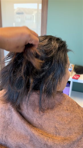 Houston | K-Tips | Sew-Ins | Silk Press Specialist on Instagram: "Before you book your K-Tips, let’s start with the basics. Your hair must be one solid color prior to your appointment. If your natural hair has multiple tones, old color, highlights, or previous dye-your stylist (me 🤎) needs to know in advance. This allows me to properly color-match, customize your install, and ensure a seamless, undetectable blend. No surprises = luxury results. We are aware there is still a slight amount of pre