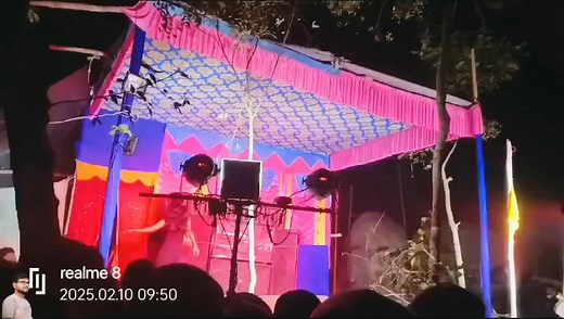 Dilbar Dilbar hindi songs Miss Neha hot dance hungama stage show #bhojpuridancedhamaka #happynewyear2025 #Goodbye2024 #reelsvideoシ #bulbuldancer #viralreelsfacebook #tranendingreels #bulbuldancer #arkestadancerbulbul #viralgril #cutgirlrees #Hungama #arkestadancebhojpuri #arkestadanceperformance #arkestareels #drancereels #cutgirlrees #hotdance #openshow #hotbhabi #dance #dancereels #LikeFollowShare #comment #support #etc | Bhojpuri dance dhamaka