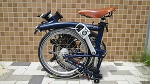 ブロンプトンの折りたたみと展開方法を徹底解説！ | サイクリング・レビュー