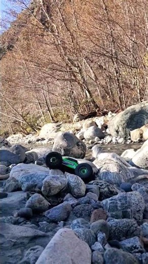 GROMZILLA by The River 🪨