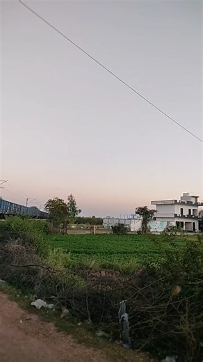 train shot viral short subscriber#
