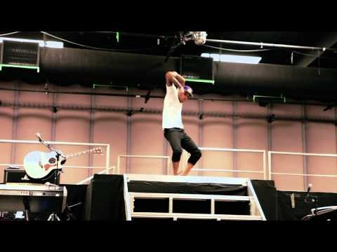 Chris Brown Dance Freestyle 'Oh My Love' (F.A.M.E Tour Rehearsal)