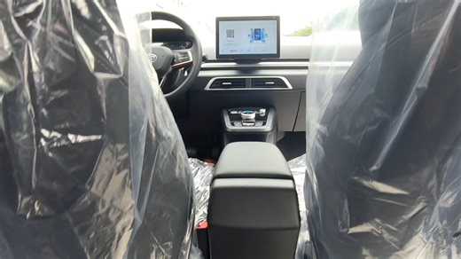 新能源网约车天花板比亚迪e3，主驾驶带通风加热续航400磷酸铁锂刀片电池，现在全包上路，11个多特惠价，还剩20台，零首付贷三年，月供在3000出头