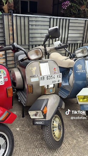 Exploring the Vespa PX Series Through the Years
