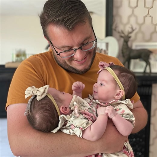 The twins were born in 2022. Their parents had dreamed of having a baby for years, and then came a miracle: they had two girls at the same time. However, at 12 weeks of pregnancy, it was discovered that the girls were joined at the chest and pelvis. Twins like these are born only once in about 2.5 million pregnancies, and their existence is considered a true miracle. Fortunately, each girl had a unique heart, which made separation surgery possible 😊😊. The surgery was successful, and the girls 