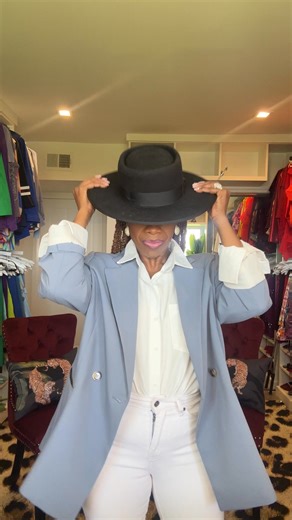 18K views · 329 reactions | Starting the day by dressing the energy I want to carry  Because style isn’t just about the clothes, it’s about how you show up. Today, I’m walking in power, play, and a whole lotta joy ✨ #FashionEnergy #MorningMood #PowerLook #LisaNichols #OwnYourVibe #StyleWithPurpose #OOTD | Lisa Nichols | Facebook