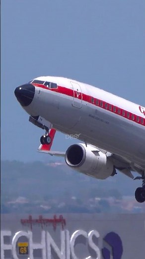Garuda Indonesia’s Stunning Retro Livery Takes Off! 🇮🇩✈️