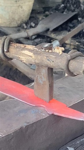 Installing a Name Stamp Manually #blacksmith #tradisionalhandmade