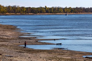 Climate change is altering large rivers like the Mississippi - here's what can be done about it