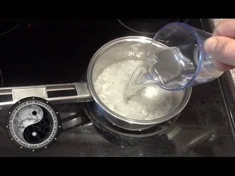 How to make a Magnesium oil and the incredible Benefits of Magnesium