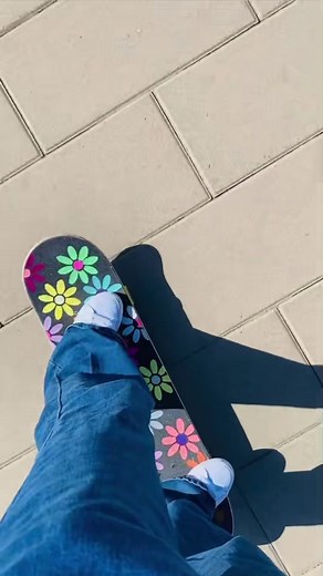 Atomic cafe #Coffee is now hitting the beach - on the Esplanade in #RedondoBeach #California .