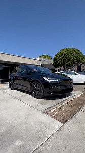 927K views · 10K reactions | La mas rapida de 0 a 100km/h. Tesla Model X | Manuela Vasquez | Facebook