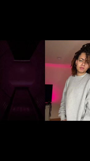 #duet with @electronicbeats brought my moves to the next level in #T5G! 👀 me dancing with myself on their channel #electronicbeats #electronicmusic