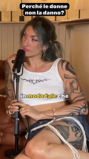 Social Players on Instagram: "Perché le donne non la danno? Trovi l’intervista completa su YouTube! Un grazie speciale a @bambi.mas @yugakali_ #seduzione #donne #kitaseduzione #socialplayers"