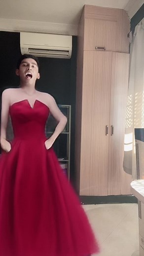 I hope my parents doesnt see this 😫😫😫 #fyp #foryoupage #tiktoksg #reddress