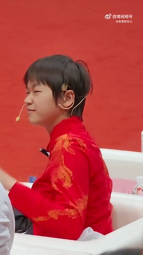 可愛的 #QuanHongchan 🐢♥️ | Whan Series