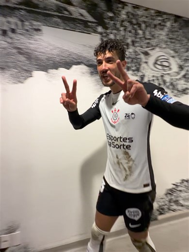 Esse é o espírito! Vamos, CORINTHIANS! ⚫️⚪️ #TorcidaTikTok #TikTokEsportes #VaiCorinthians