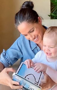 HRH Prince George of Wales 👑 on Instagram: "Vídeo comemorativo do 1º aniversário de Archie Harrison Mountbatten-Windsor lançado em 6 de maio de 2020 por @savechildrenuk. 📽 | O Duque de Sussex Nota: Aproveitando o clima de comemoração do aniversário de Archie Harrison para acertar a linha cronológica. - Video commemorating the 1st birthday of Archie Harrison Mountbatten-Windsor released on May 6, 2020 by @savechildrenuk. 📽 | The Duke of Sussex Note: Taking advantage of the mood of Archie Harri