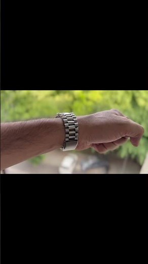 The RED dial that stops people #automaticwatch #watch #watchesandwonders